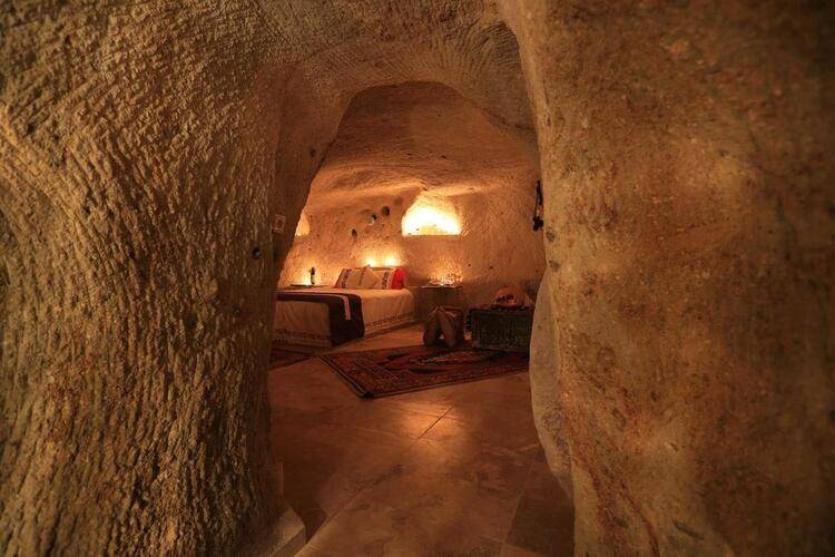 Jerveni Cave Hotel