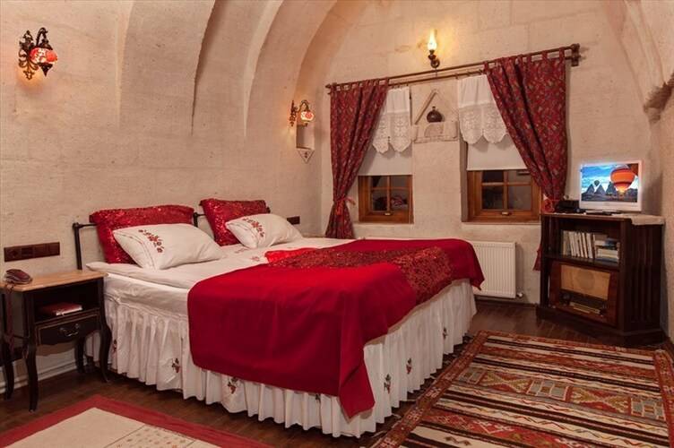 Oyku Evi Cave Hotel