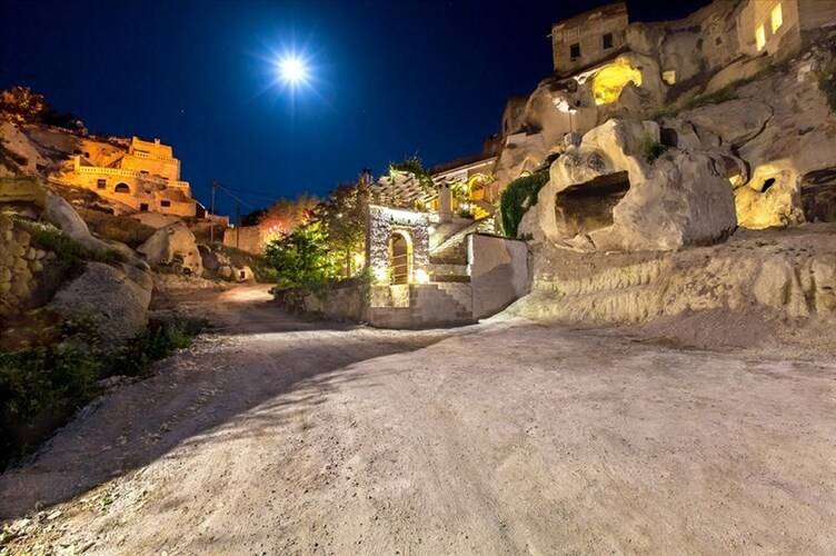 Oyku Evi Cave Hotel
