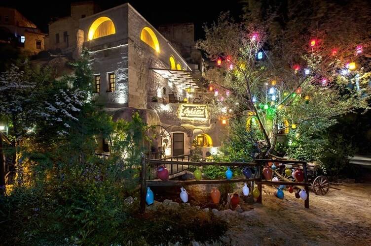 Oyku Evi Cave Hotel
