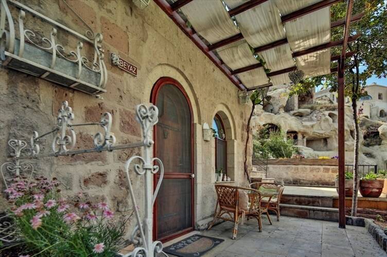 Oyku Evi Cave Hotel