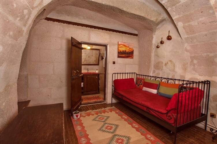 Oyku Evi Cave Hotel
