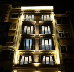 $item['hotel']['name']