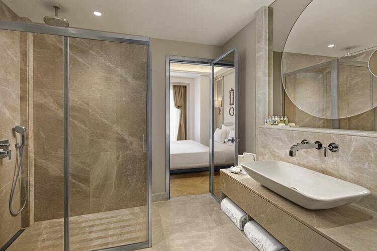 Lazzoni Hotel