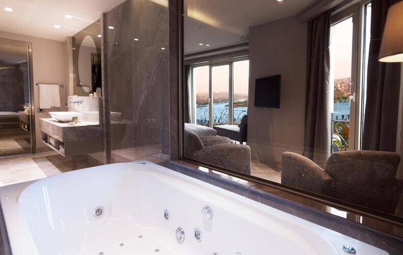 Lazzoni Hotel