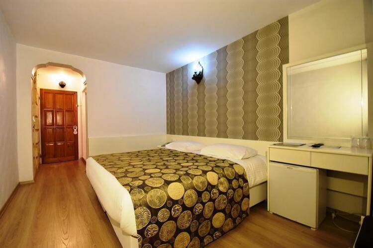 Ciner Hotel