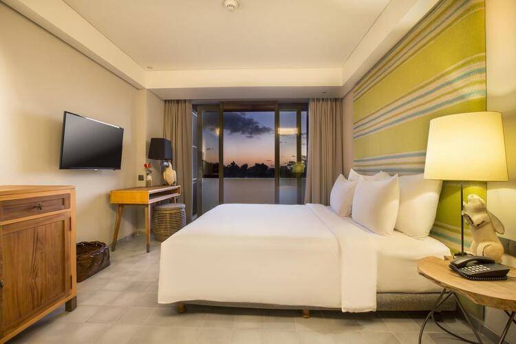 Tijili Seminyak Hotel