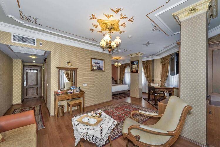 Sevenhills Hotel