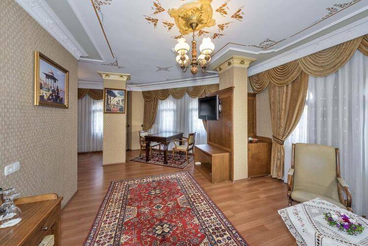 Sevenhills Hotel