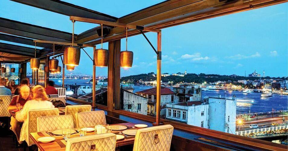 Momento Golden Horn
