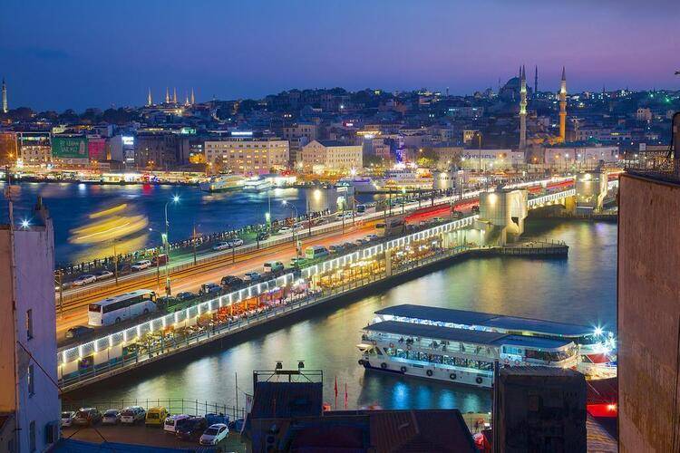 Momento Golden Horn