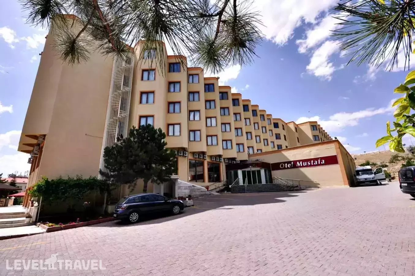Mustafa Hotel