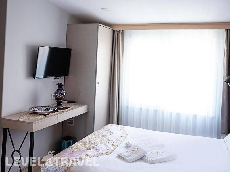Фотография The Lola Hotel
