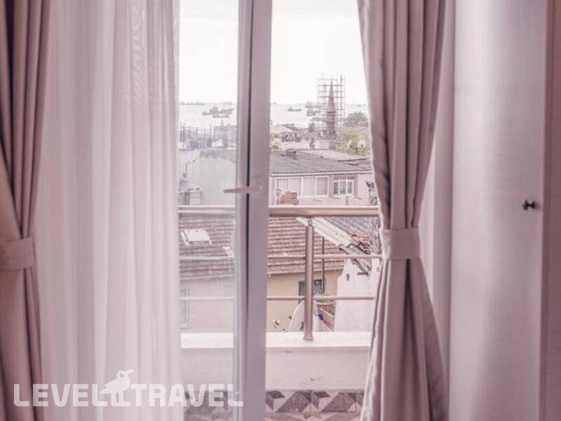 Фотография The Lola Hotel