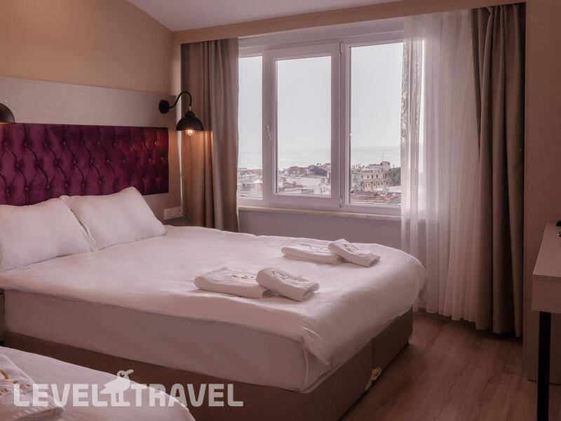 Фотография The Lola Hotel