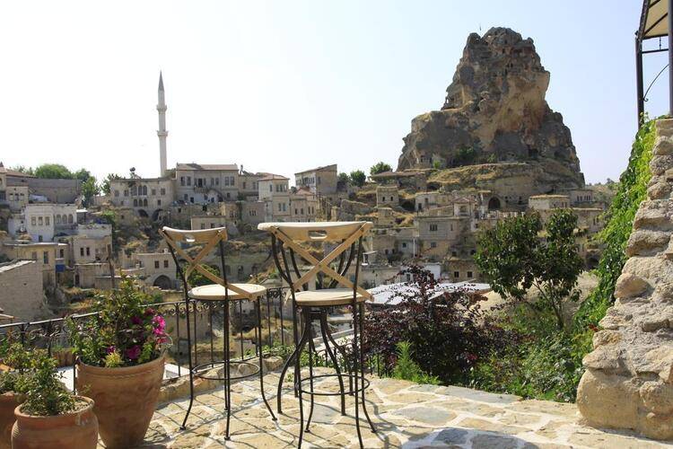 Hezen Cave Hotel