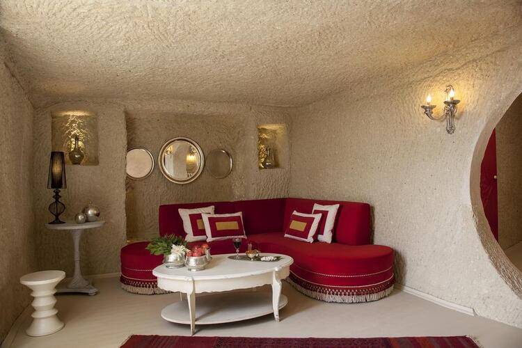 Hezen Cave Hotel
