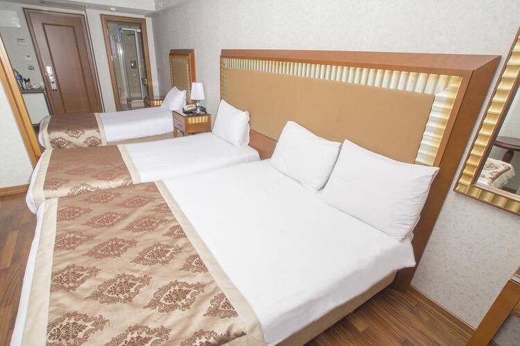 Nova Plaza Park Hotel