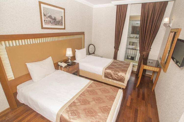 Nova Plaza Park Hotel