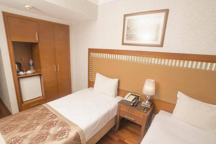 Nova Plaza Park Hotel