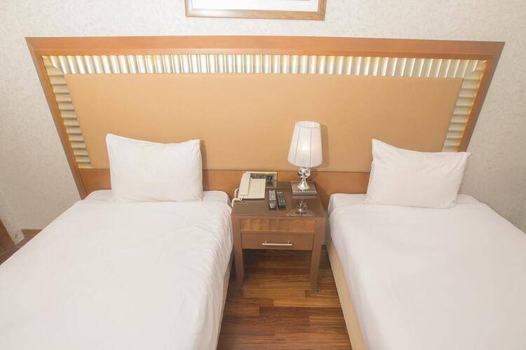 Nova Plaza Park Hotel