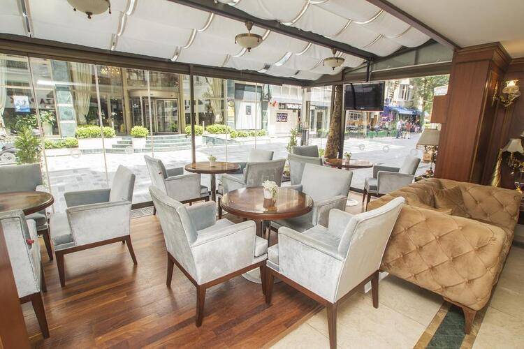 Nova Plaza Park Hotel