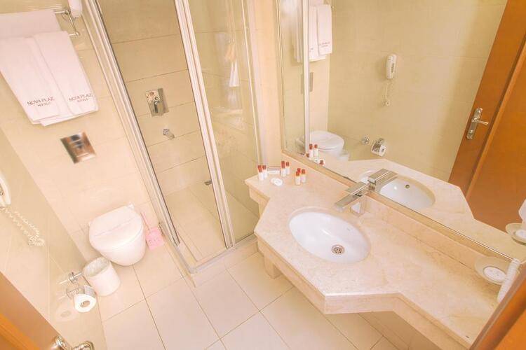 Nova Plaza Park Hotel