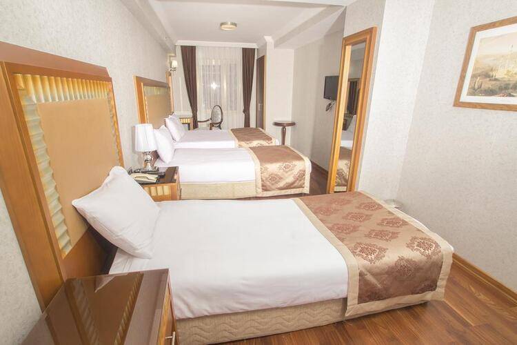 Nova Plaza Park Hotel
