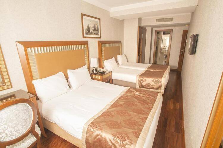 Nova Plaza Park Hotel