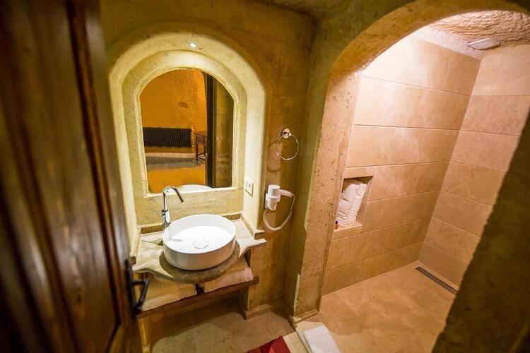 Maya Cave Hotel