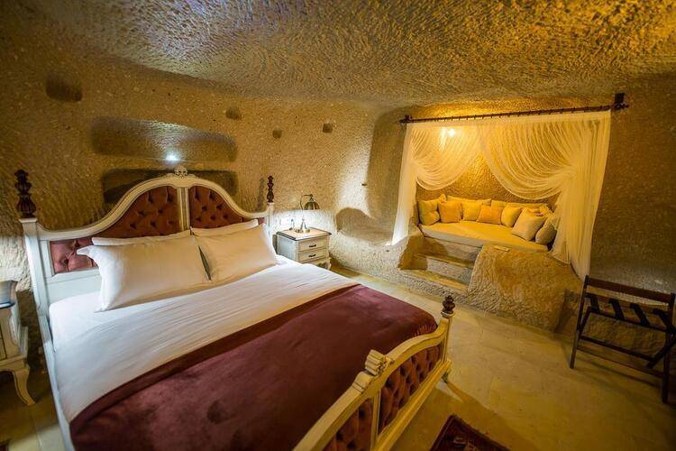 Maya Cave Hotel