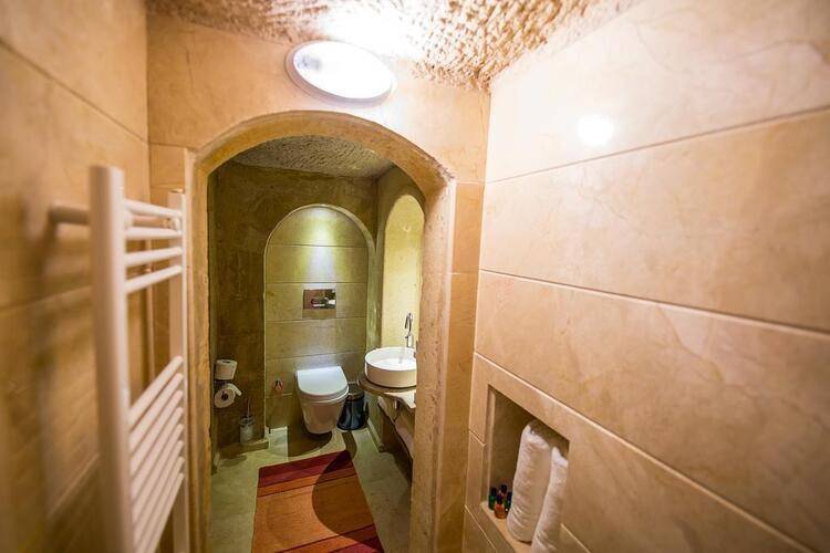 Maya Cave Hotel