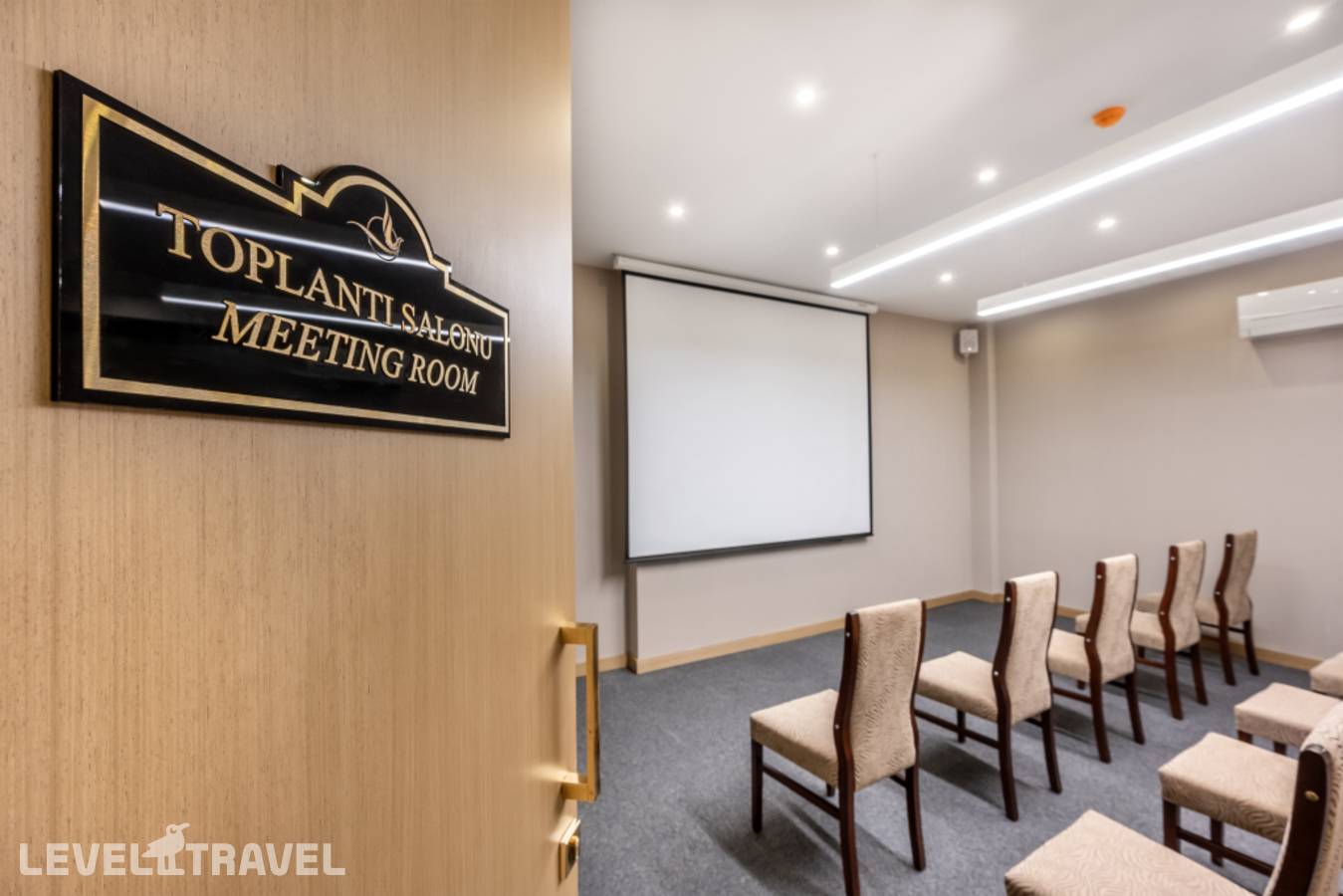 фотографии отеля Bristol Hotel в Турция(Бейоглу) - фото №2