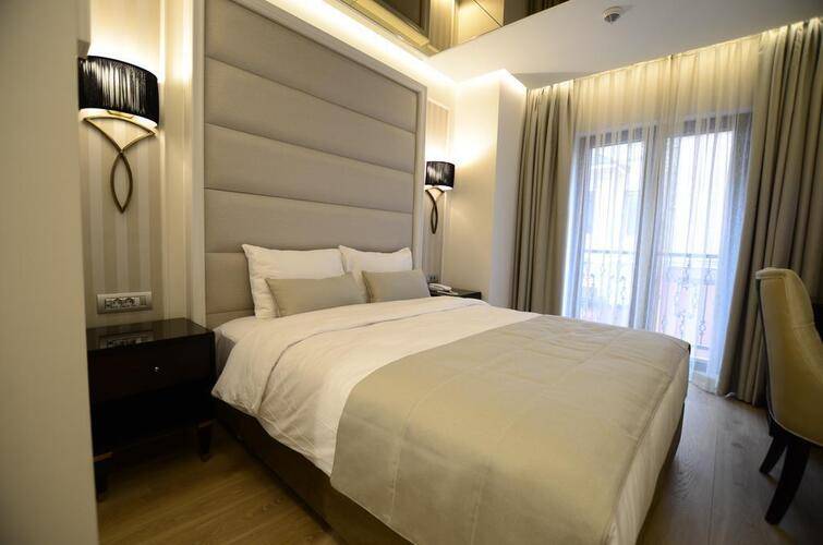 Le Petit Palace Hotel
