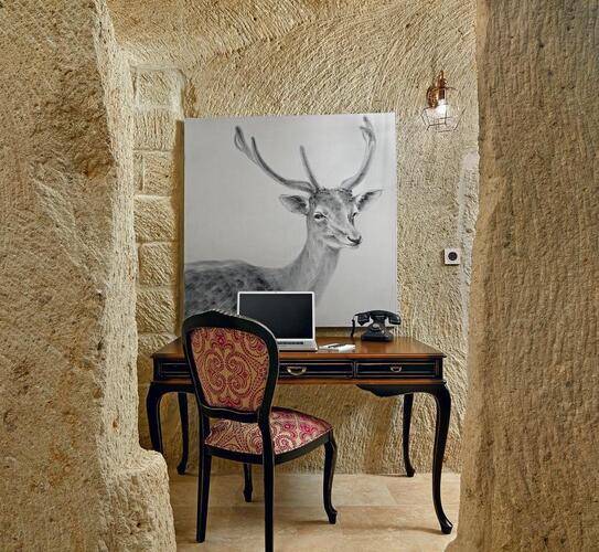 Seraphim Cave Hotel