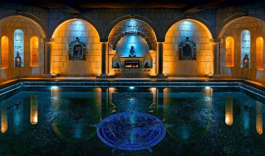 Seraphim Cave Hotel