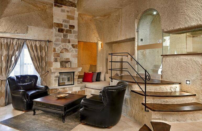 Seraphim Cave Hotel