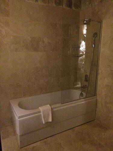 Acropolis Cave Suite