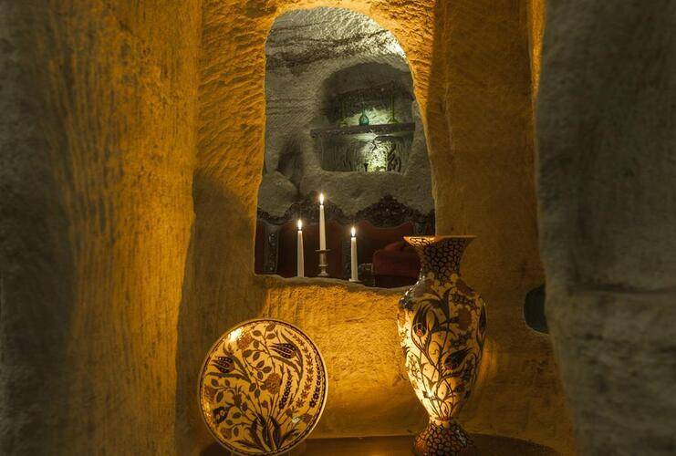 Mithra Cave Hotel