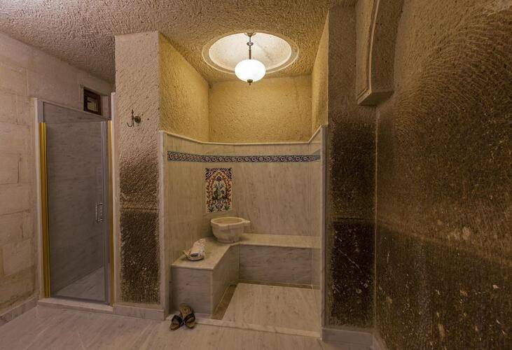 Mithra Cave Hotel
