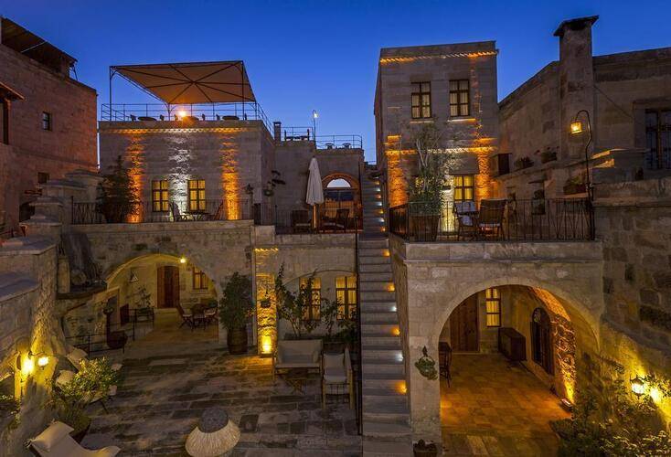Mithra Cave Hotel