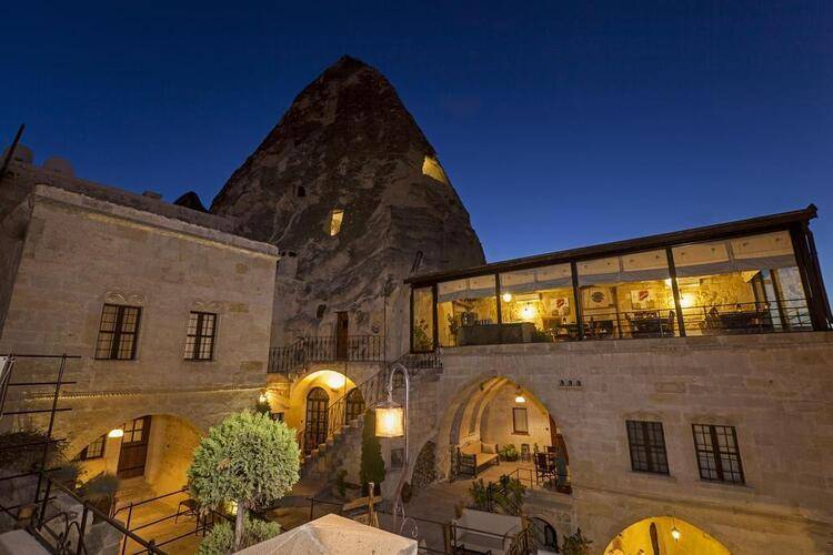Mithra Cave Hotel