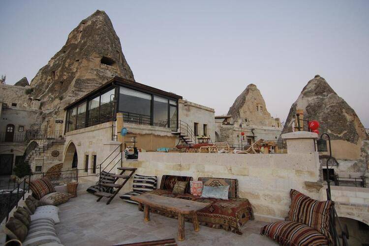 Mithra Cave Hotel
