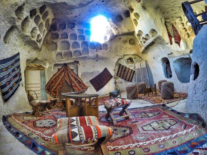 Mithra Cave Hotel