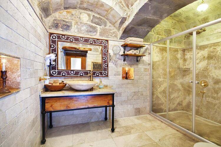 Mithra Cave Hotel