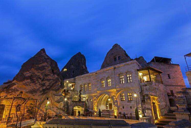 Mithra Cave Hotel