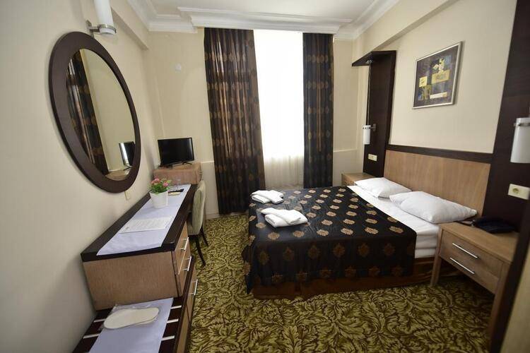 Topkapi Hotel