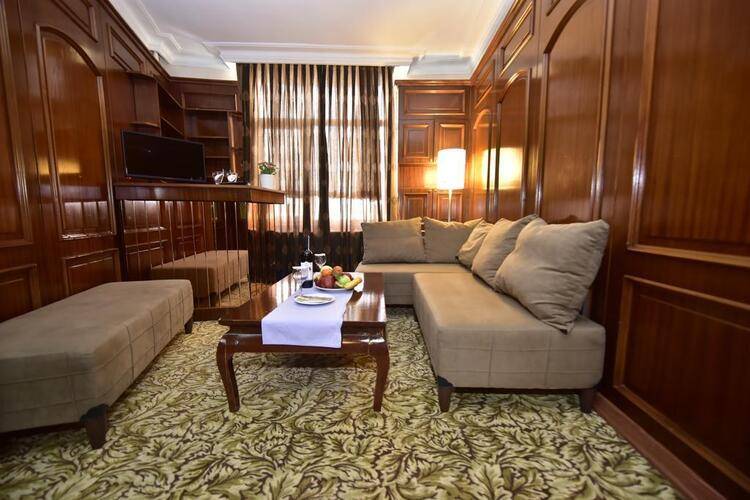 Topkapi Hotel