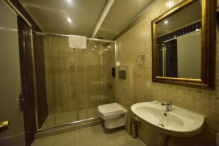 Topkapi Hotel