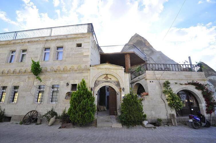 Kismet Cave House Boutique
